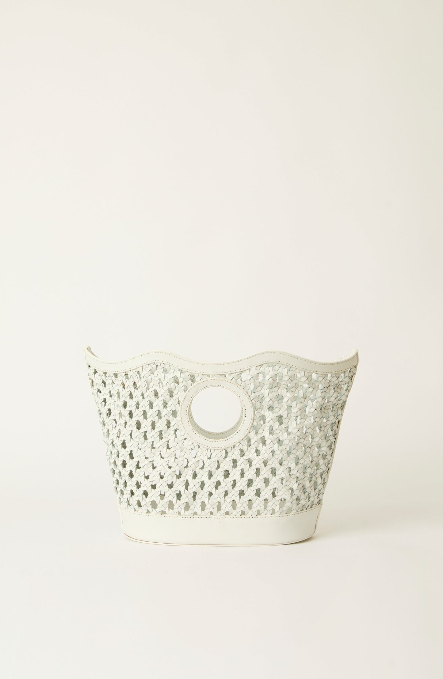 MOA LEATHER TOTE