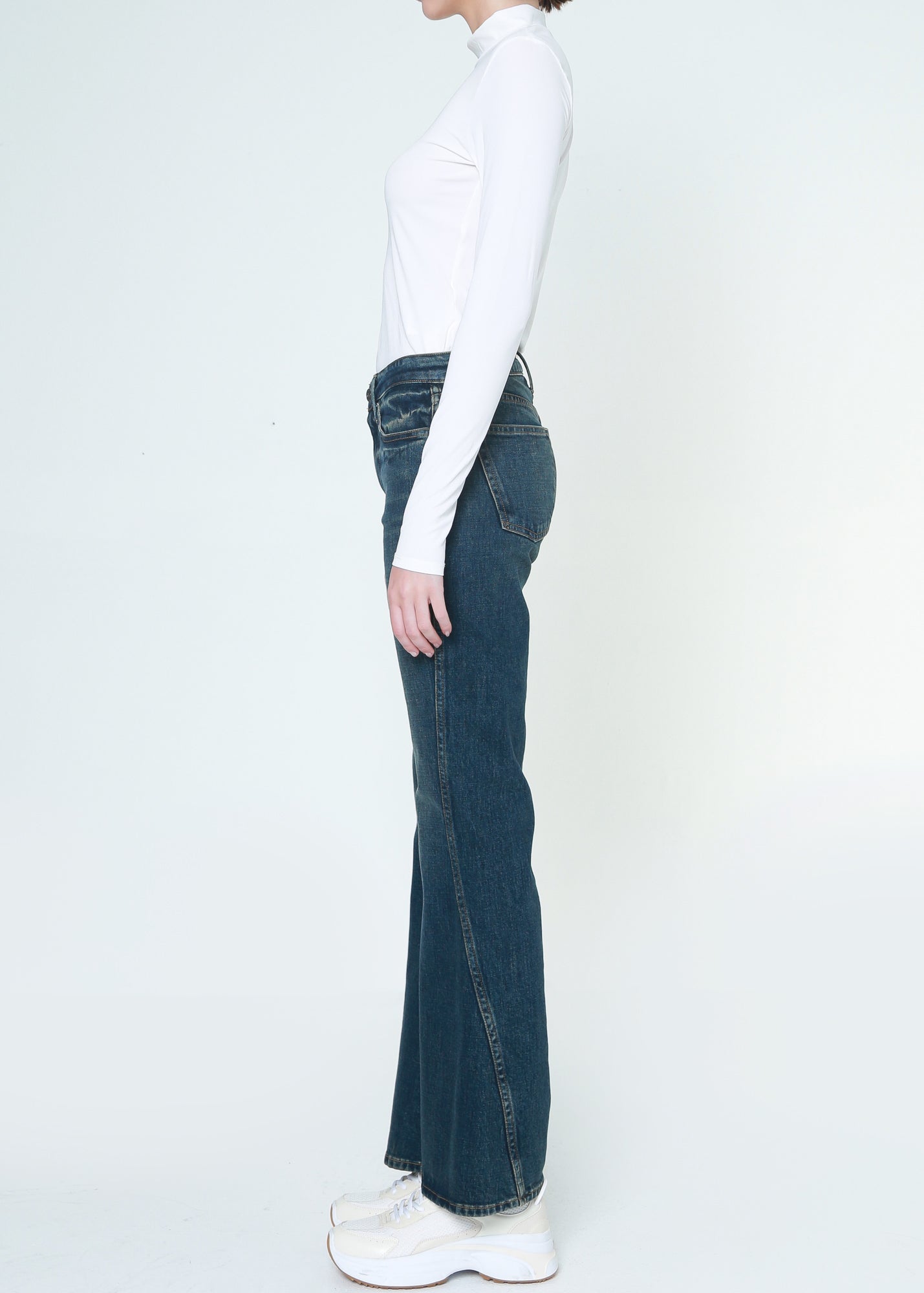 Jenith Curves Cascade Flare