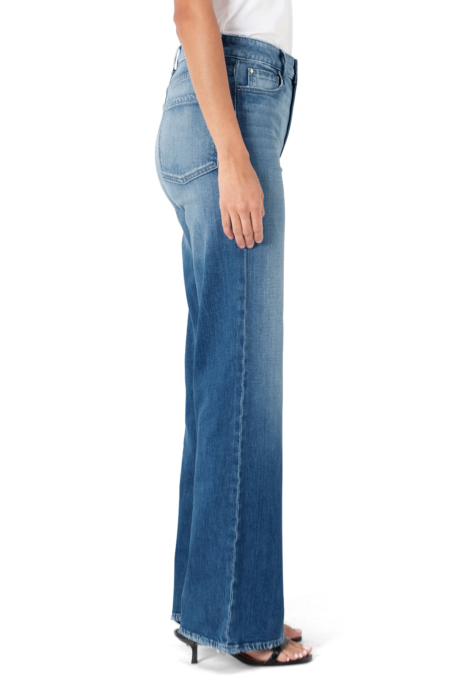 KELLI KNOCKOUT BLUE