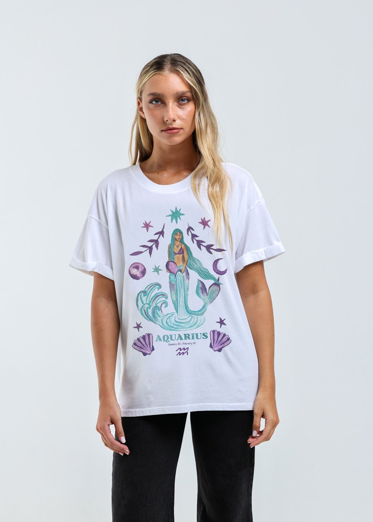 Aquarius Cosmic Zodiac Vintage White Boyfriend Tee